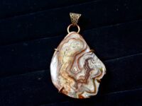 Crazy Lace Agate pendant