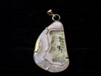 Agua Nueva Agate pendant