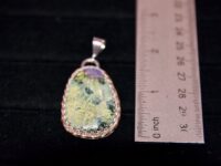 Stichtite in Serpentine 11