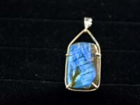 Labradorite Pendant 38